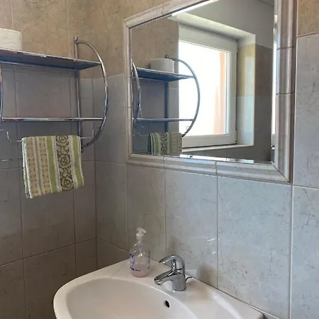 Abigel Apartmanhaz דירה