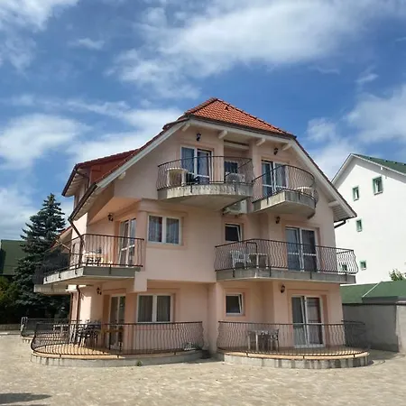 Апартаменты Abigel Apartmanhaz Балатонфюред