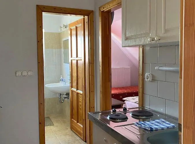 Abigel Apartmanhaz *