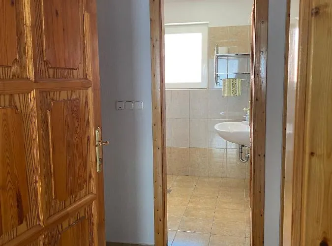 Abigel Apartmanhaz Lägenhet Balatonfüred